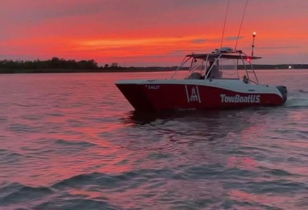 TowBoatUS service area